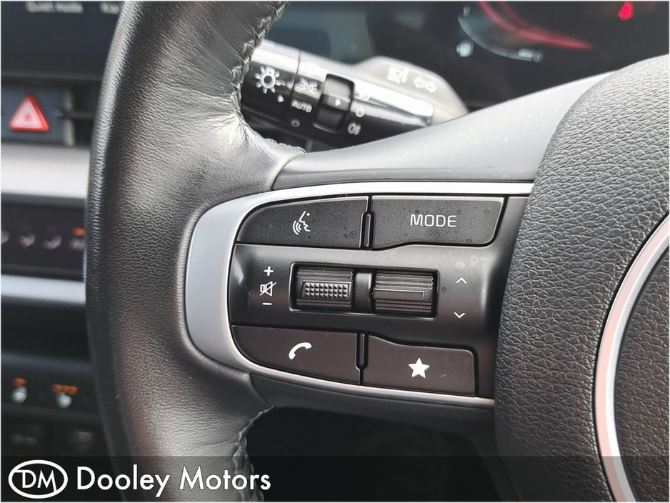 2023 Kia Sportage - image 21