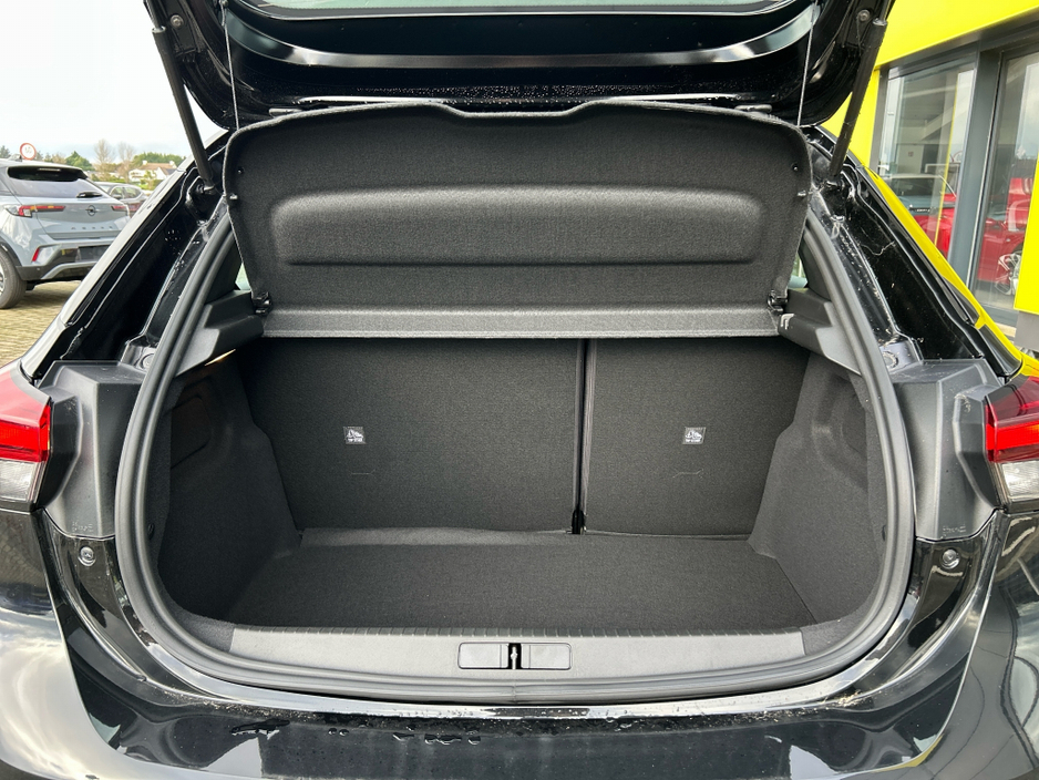 2026 Opel Corsa ELEGNCE 1.2 75HP S/S 4DR