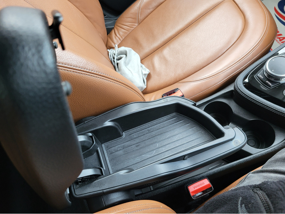 2018 BMW 2 Series Active Tourer (2yr warranty) 1.5 Auto Lux spec A00180 €18,999