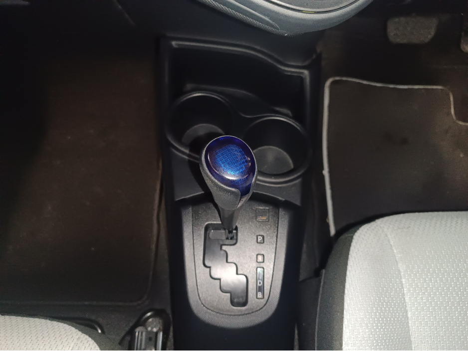 2020 Toyota Aqua - image 12