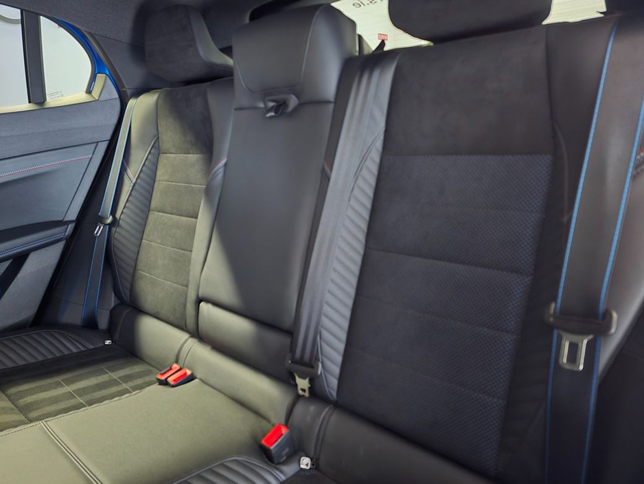 2025 Renault Rafale - image 10