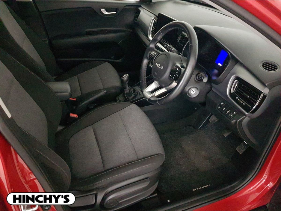 2022 Kia Stonic - image 6