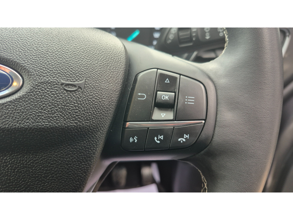 2023 Ford Puma - image 23