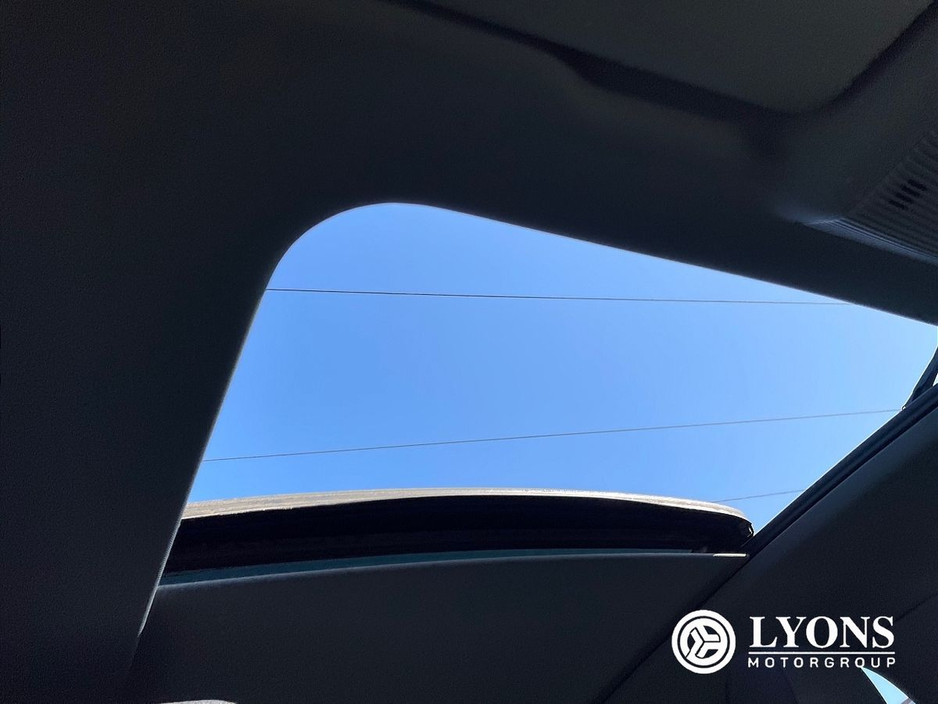 2022 Audi Q4 e-tron - image 13