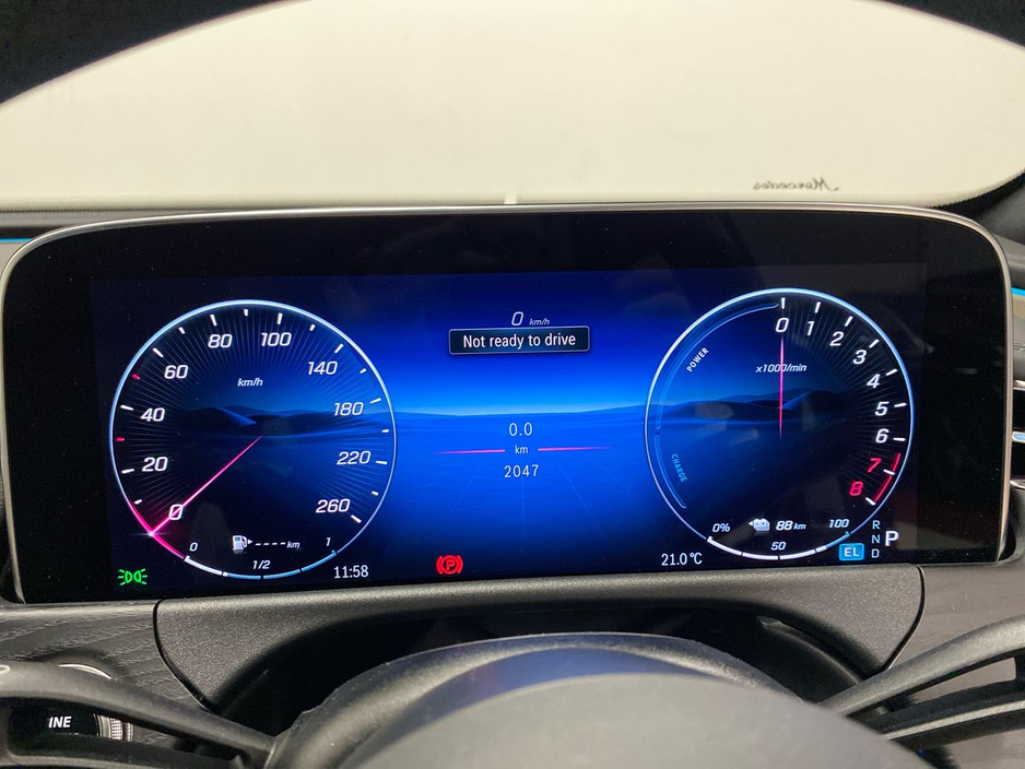 2025 Mercedes-Benz E Class - image 9