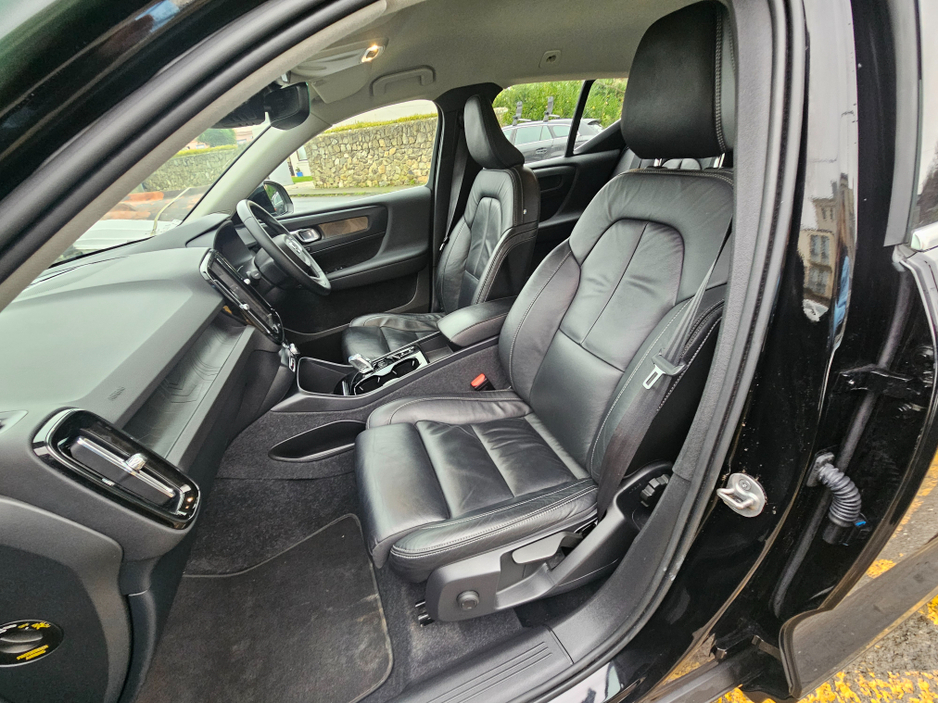 2023 Volvo XC40 PHEV T4 PLUS BRIGHT 5DR A AUTO €30,950