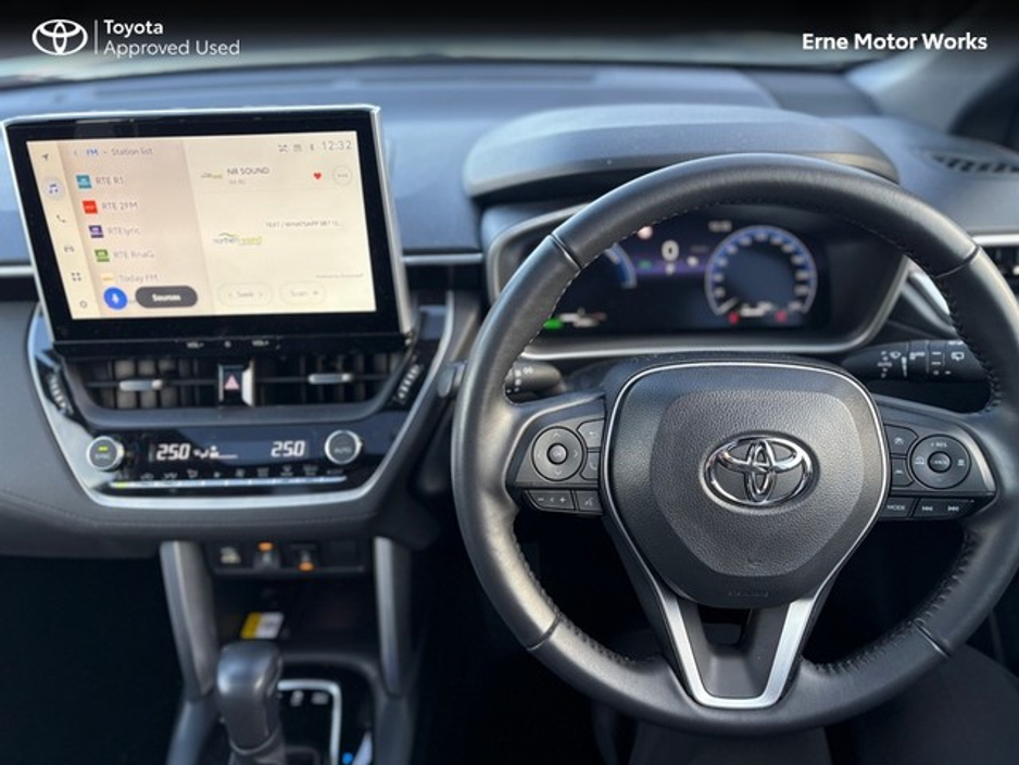 2023 Toyota Corolla Cross COROLLA CROSS SOL 1.8 €36,950