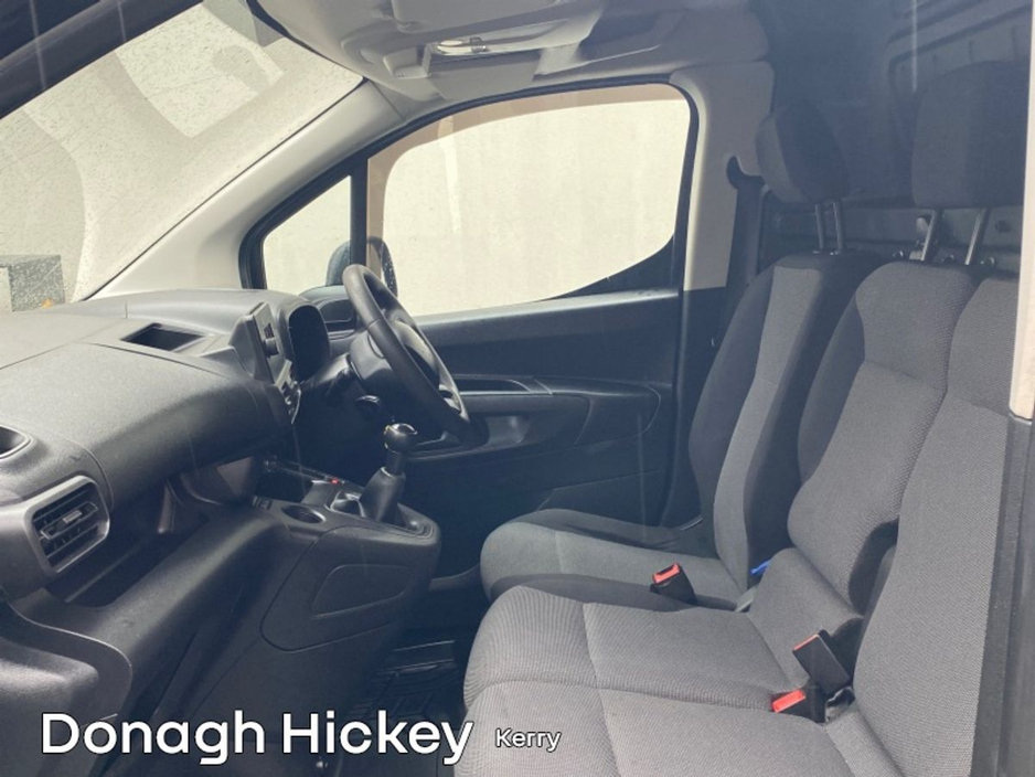 2019 Citroen Berlingo - image 2