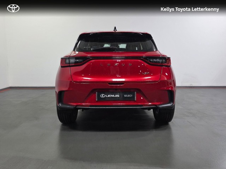 2025 Lexus LBX - image 4