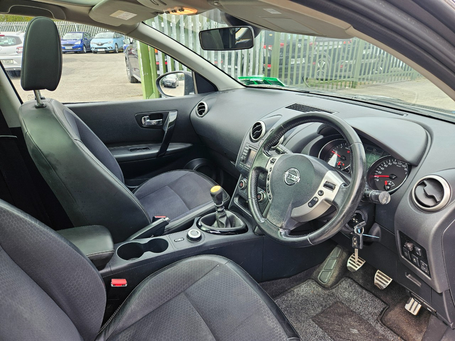 2014 Nissan Qashqai +2 - image 9