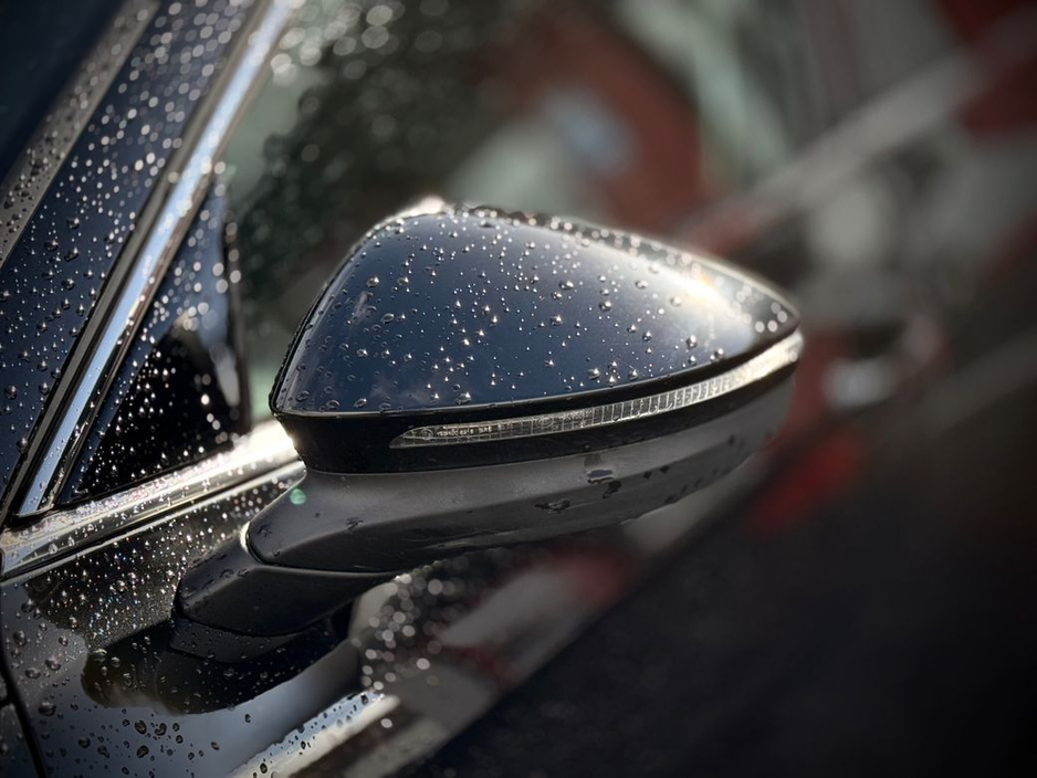 2025 Skoda Superb - image 24