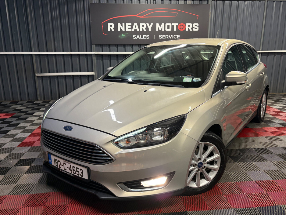 2018 Ford Focus - image 8