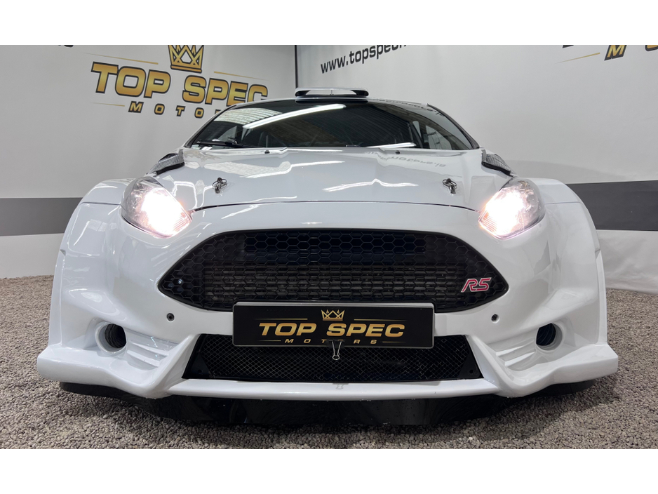 2015 Ford Fiesta 2015 Ford Fiesta r5  Ex works evo 2 rallycar