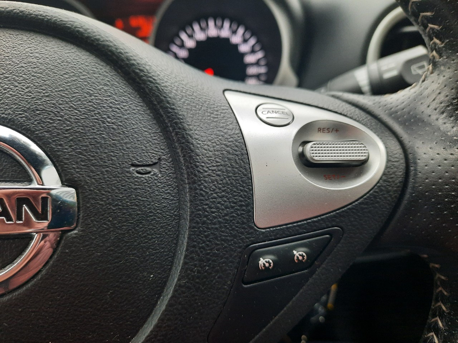 2015 Nissan Juke - image 15