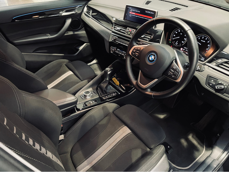 2022 BMW X2 - image 8