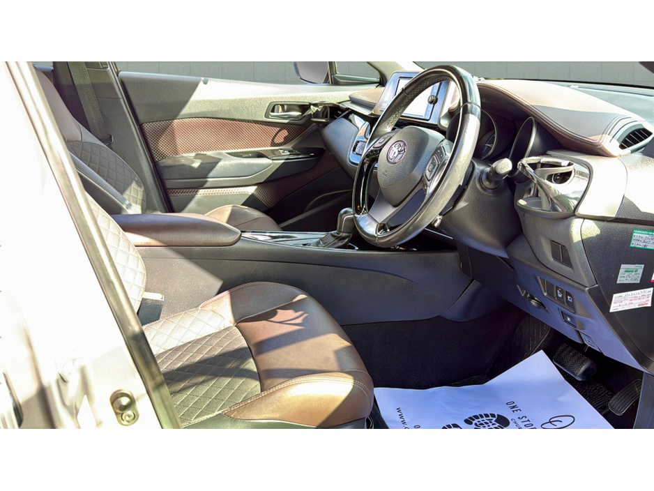 2017 Toyota C-HR - image 9