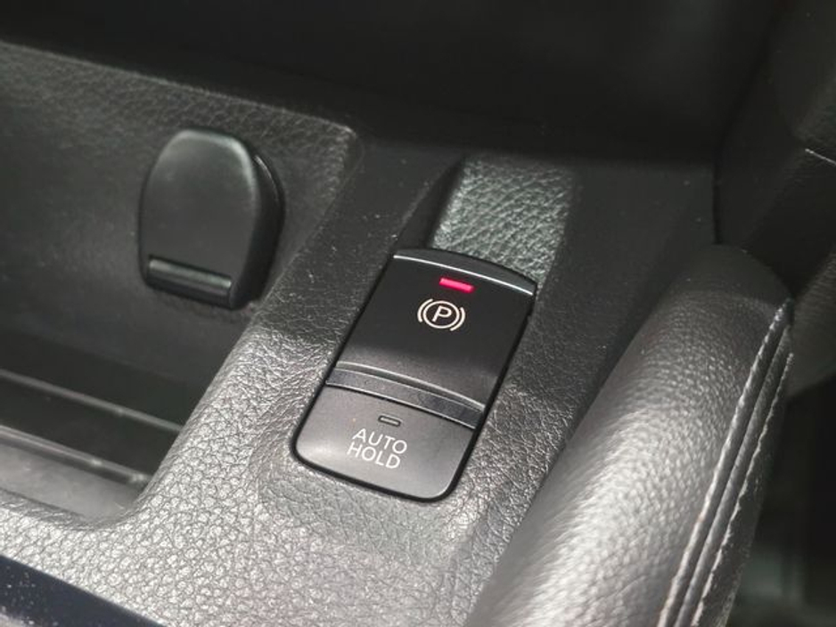 2017 Nissan Qashqai - image 29