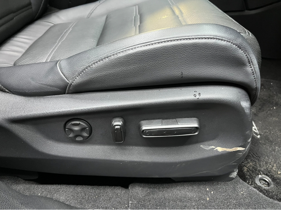 2020 Honda CR-V €29950 2020 HONDA CR-V HEV EX MASTERPIECE 2.0 AUTOMATIC / CRUISE CONTROL /REVERSE CAMERA / ELECTRIC MEMORY & HEATED SEATS / PANORAMIC SUNROOF / HEATED REAR SEATS / PADDLE SHIFTERS €29,950