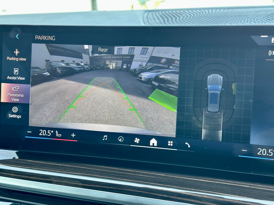 2026 BMW X5 - image 13