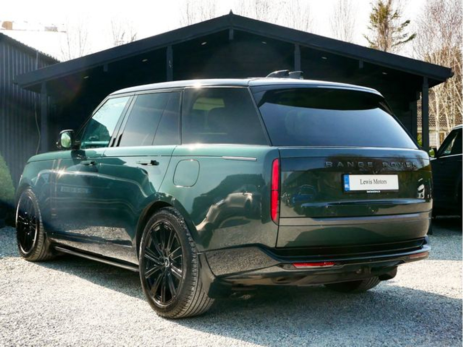 2025 Land Rover Range Rover - image 4
