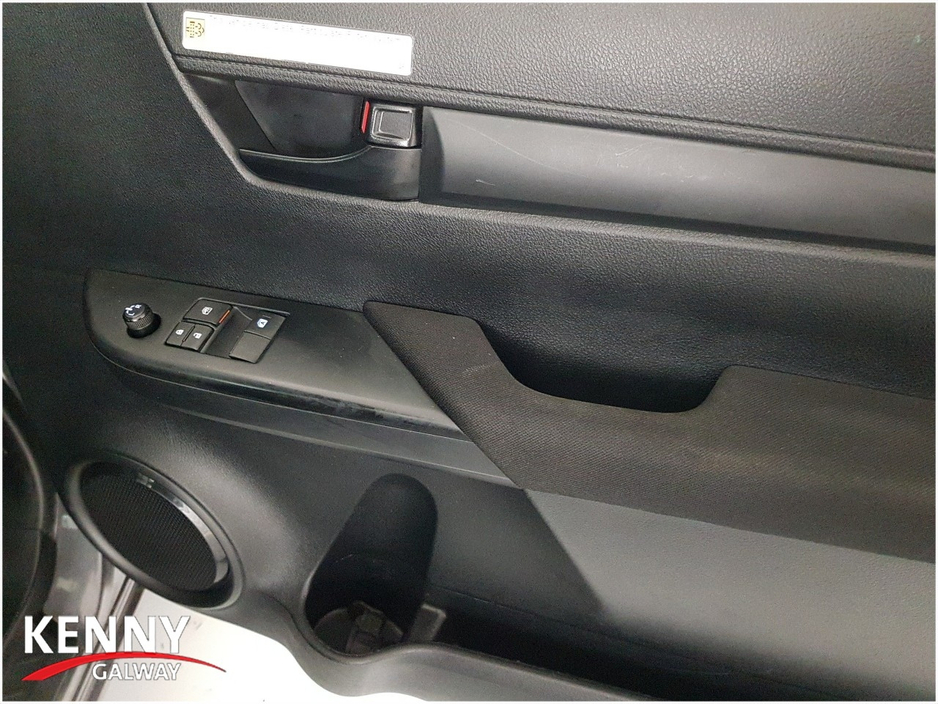2022 Toyota Hilux 2.4 DLX SINGLE CAB 2DR