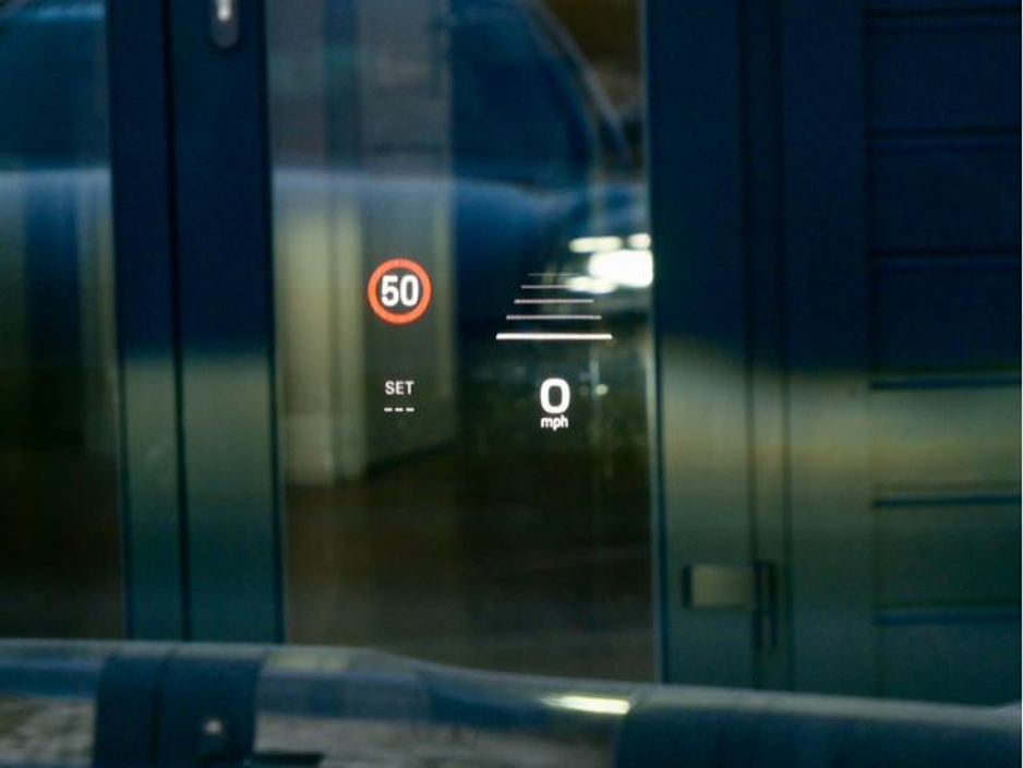 2024 Porsche Panamera - image 27