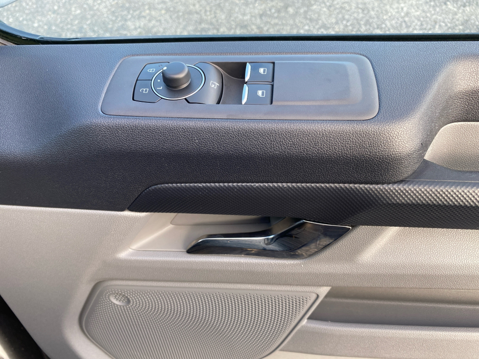 2024 Ford Transit Custom 2.0 TDCI LWB Limited 170 BHP..18" Wheels/ Twin Doors €35,500