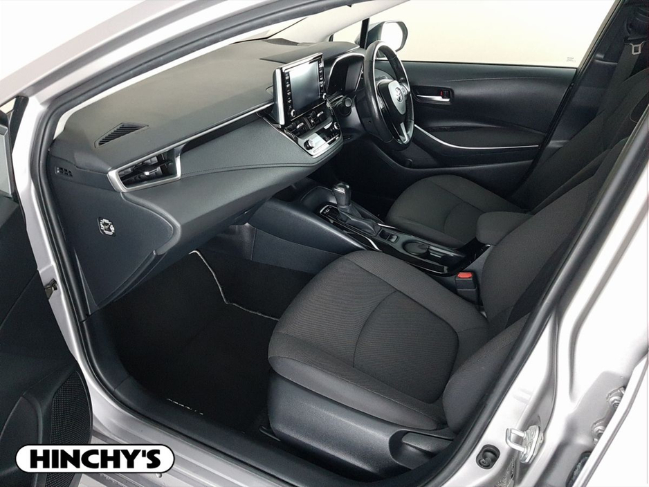 2020 Toyota Corolla - image 4