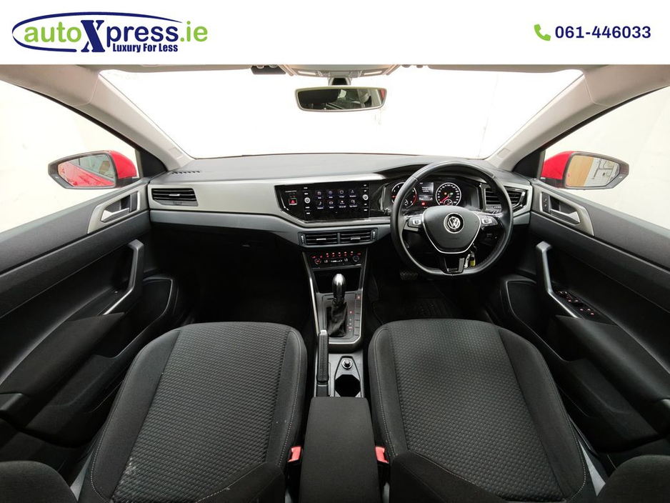 2018 Volkswagen Polo - image 2