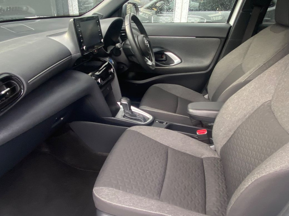 2022 Toyota Yaris Cross Luna Sport Hybrid Auto €24,900