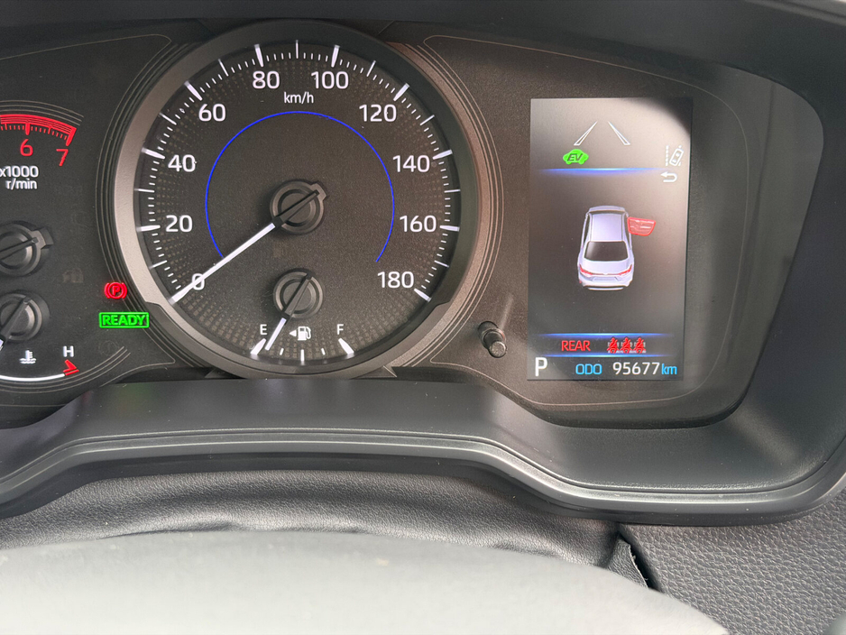 2020 Toyota Corolla - image 13