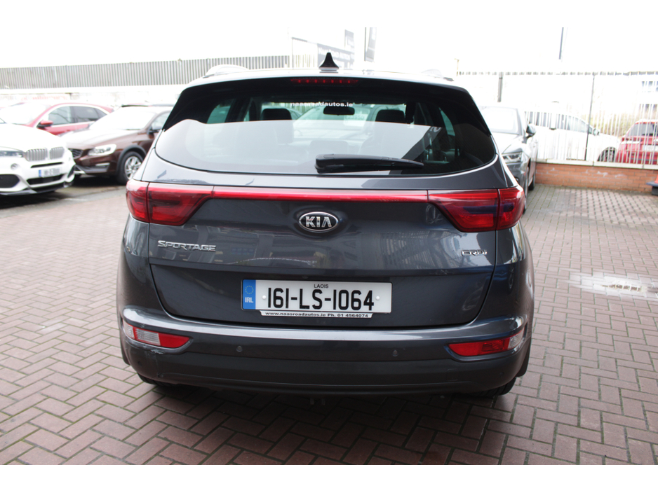2016 Kia Sportage - image 5