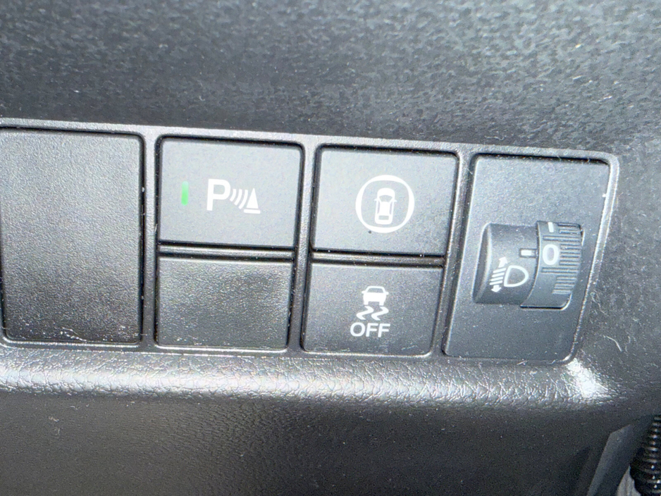 2020 Honda Fit - image 20