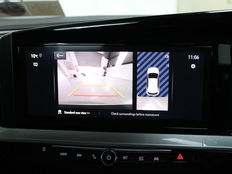 2022 Opel Mokka - image 17