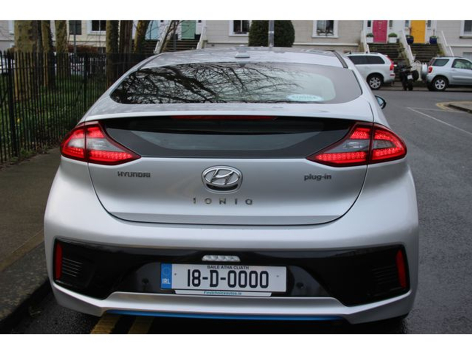 2018 Hyundai Ioniq PREMIUM SE Plug In hybrid €15,950