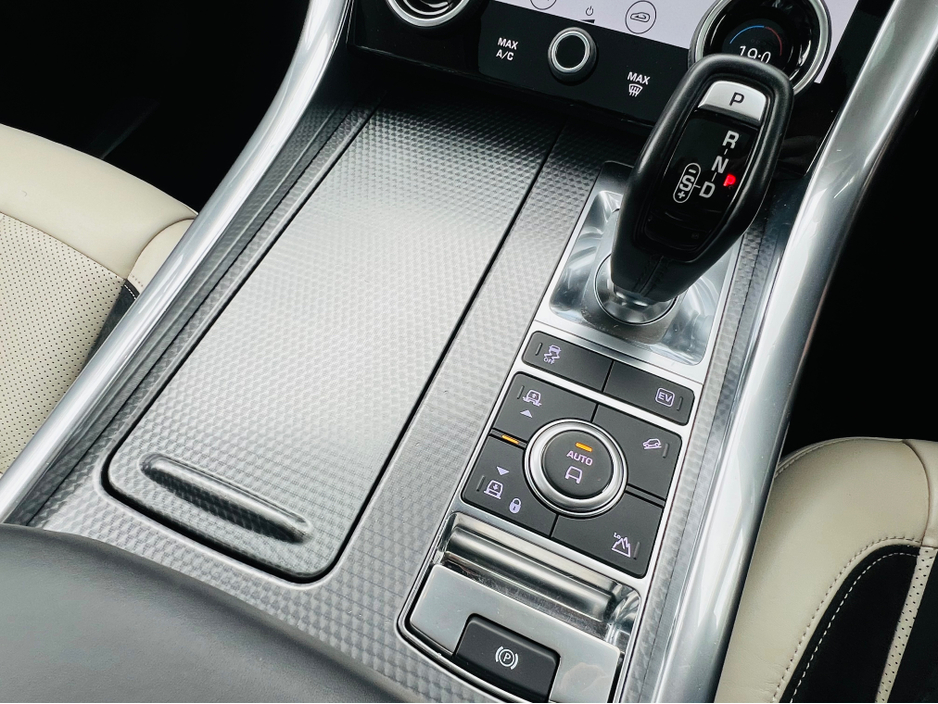 2019 Land Rover Range Rover Sport - image 17