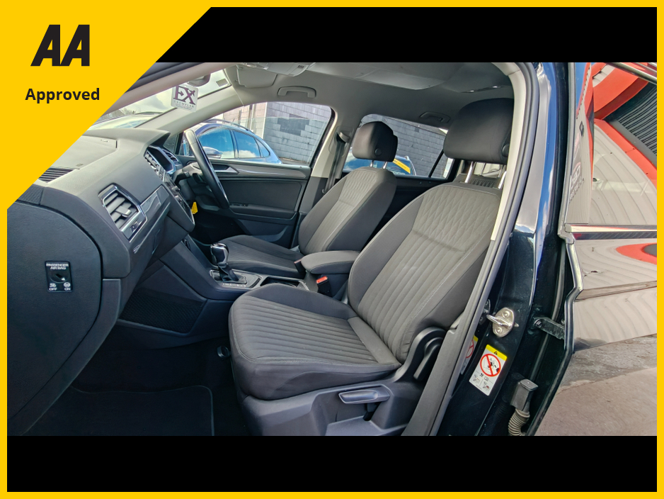 2022 Volkswagen Tiguan - image 17