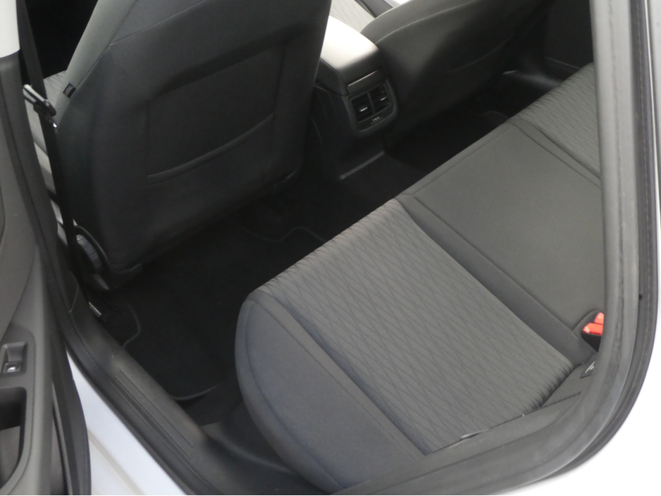 2015 SEAT Leon - image 11