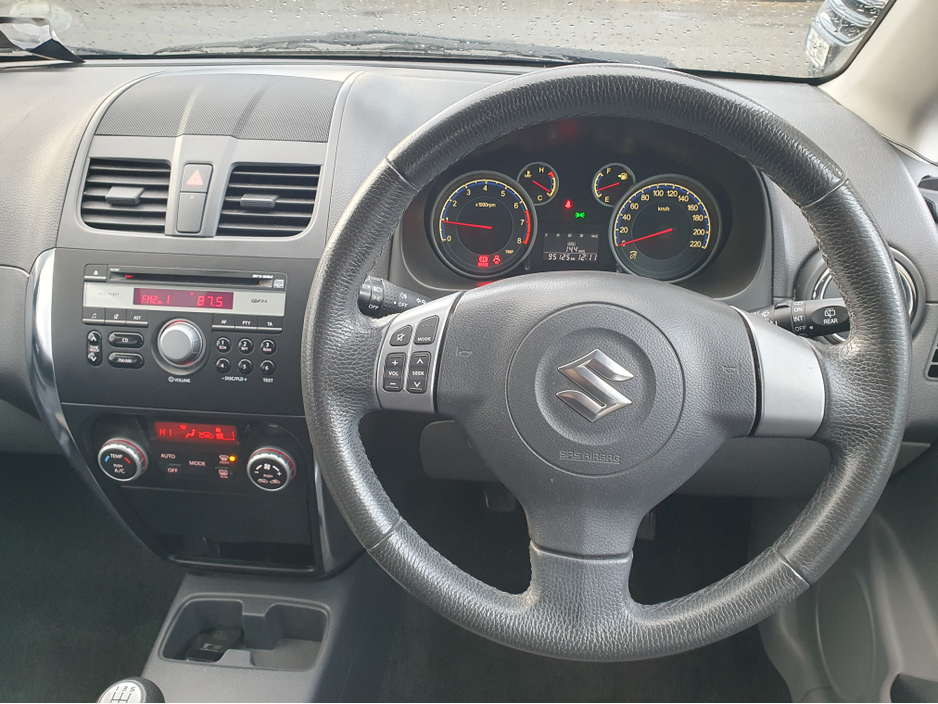 2012 Suzuki SX4 1.5L PETROL MANUAL 110BHP NCT 10/25 TAX 12/25 ROAD TAX ONLY €280 PER YEAR *SOLD AS SEEN* *NO WARRANTY* *NO SERVICE HISTORY* ELECTRIC WINDOWS AND MIRRORS/ ALLOYS/ 5 SPEED BOX/ HISTORY CHECKED €2,950