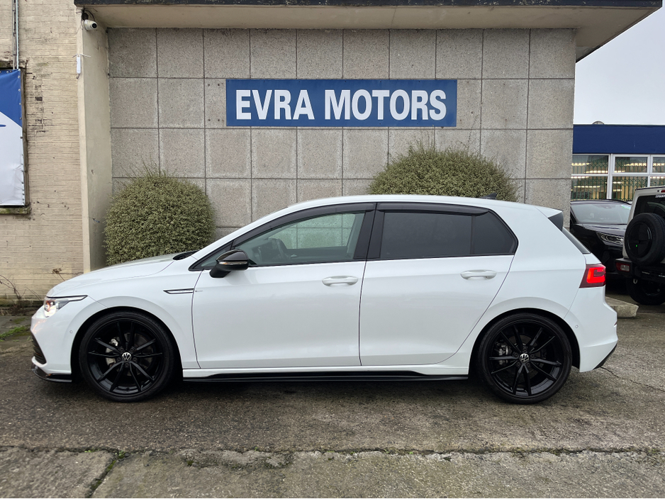 2022 Volkswagen Tiguan E-TSI STYLE AUTOMATIC HYBRID 1.5 PETROL //LOW MILES//HIGH SPEC//HEATED SEATS AND STEERING WHEEL//HEAD UP DISPLAY//KEYLESS ENTRY// €29,950