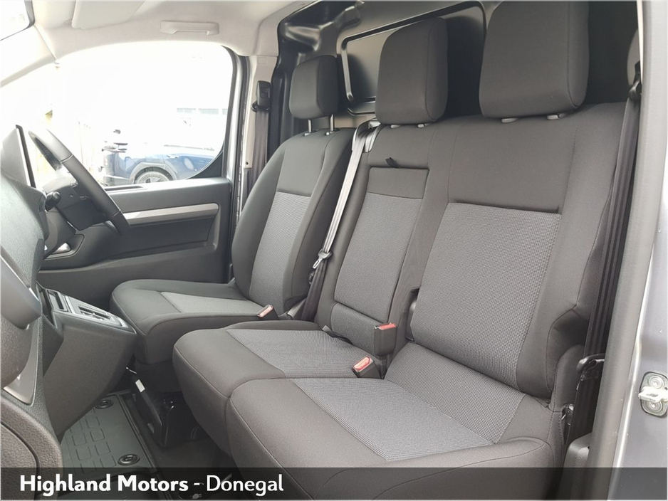 2026 Citroen Dispatch - image 5