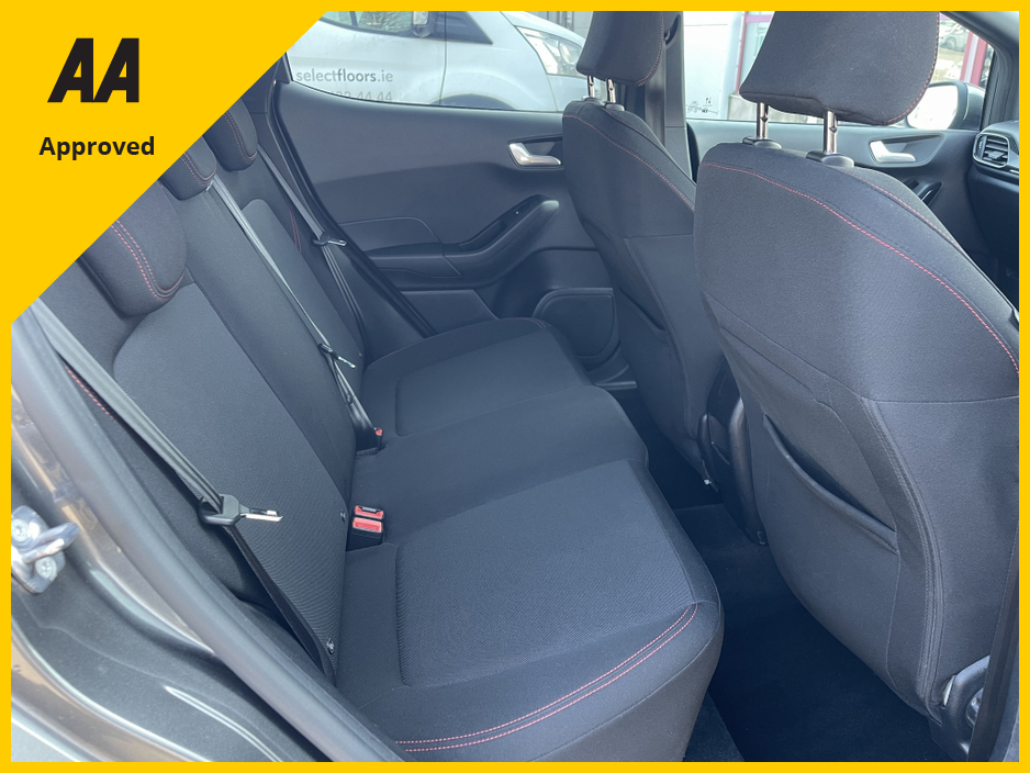 2023 Ford Fiesta - image 9