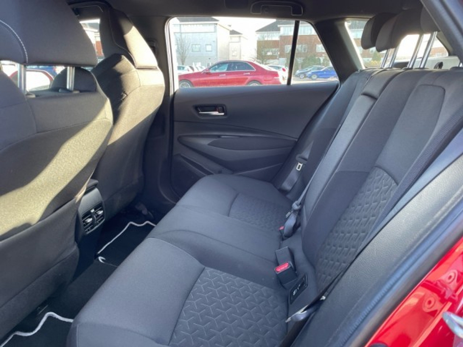 2023 Toyota Corolla Estate Tourer - Luna Edition - 1.8 Hybrid - Automatic - Tax EUR 180 - 1 Owner From New // Remote Central Locking // Front Electric Windows // Rear Electric Windows // Electric Mirrors // Heated Mirror €27,899