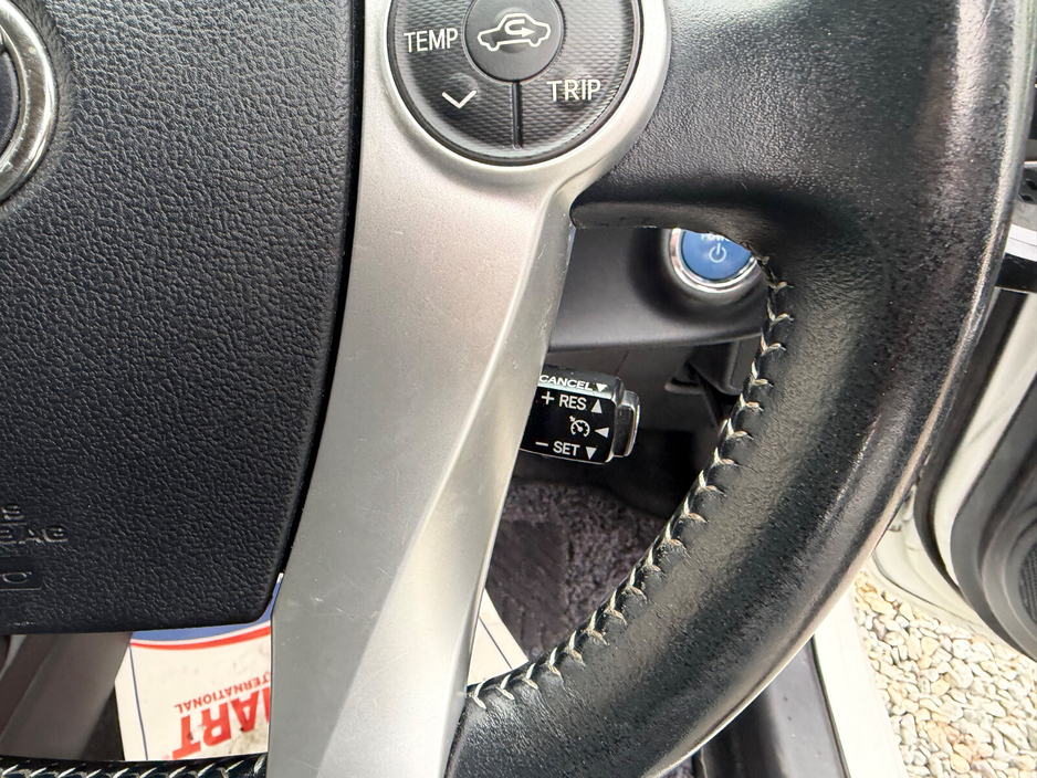 2016 Toyota Aqua - image 12