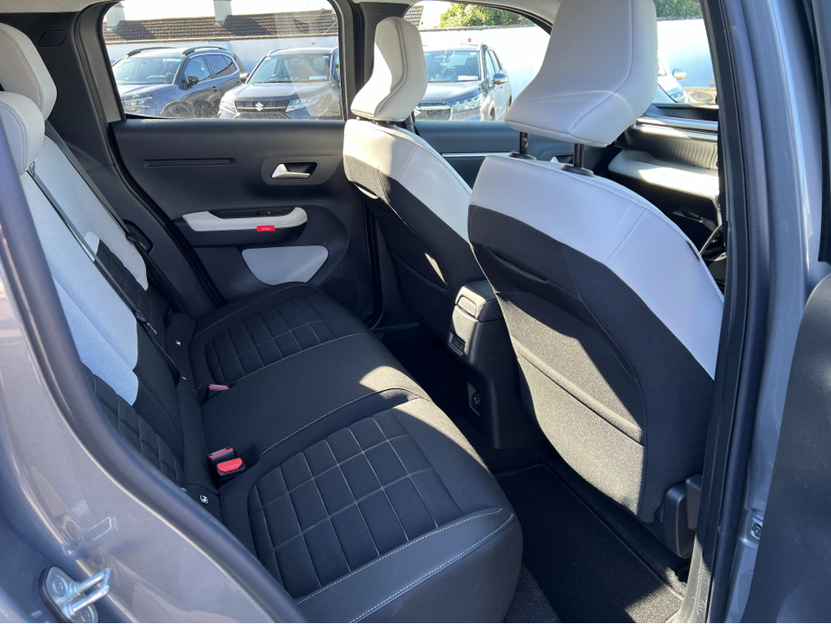 2025 Citroen C3 - image 9