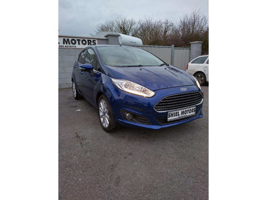 2016 Ford Fiesta - image 7