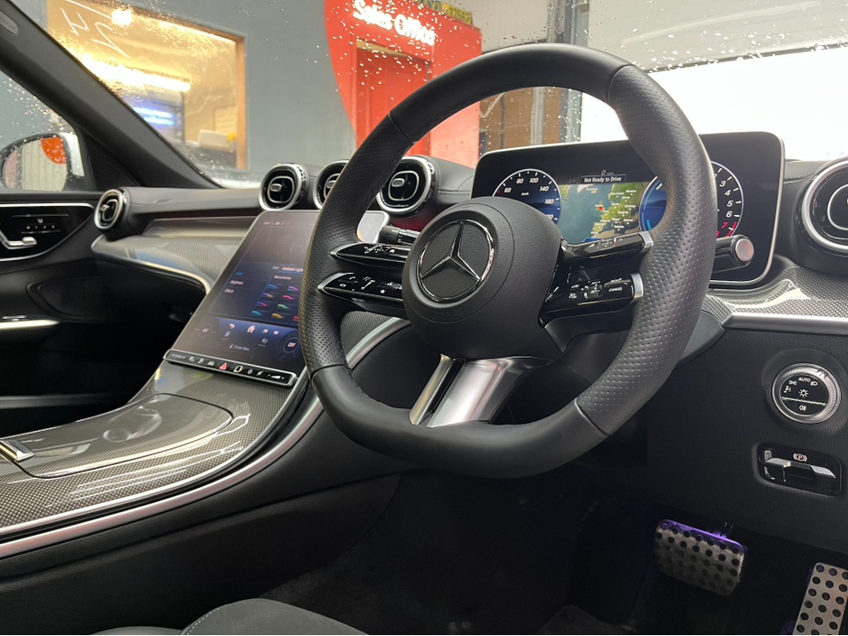 2024 Mercedes-Benz C Class 2024 MERCEDES-BENZ C350E SP 2.0 AUTOMATIC / CRUISE CONTROL / 360° PARKING CAMERA / ELECTRIC MEMORY HEATED REAR & FRONT SEATS / PADDLE SHIFTERS / PANORAMIC SUNROOF / AMBIENT LIGHTS / APPLE CARPLAY €54,950