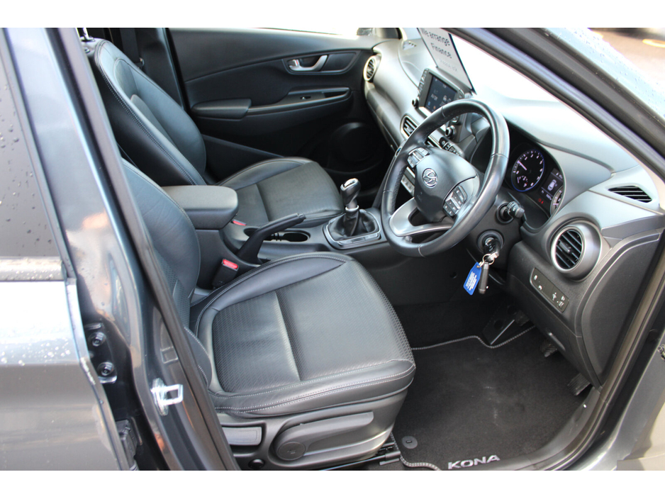 2020 Hyundai Kona - image 13