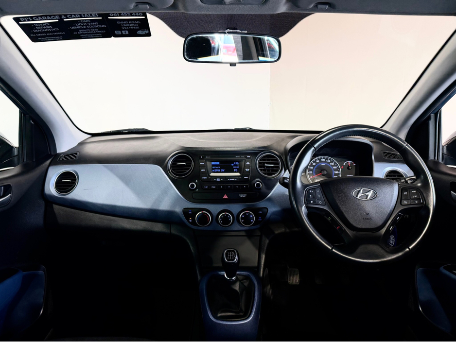 2017 Hyundai i10 - image 10