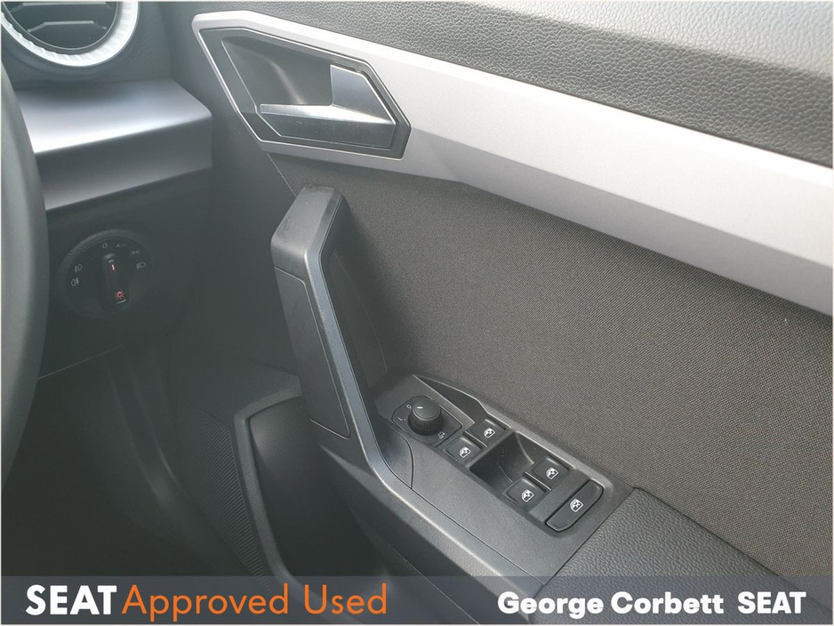 2025 SEAT Ibiza XC 1.0TSi 95bhp (From €92 per week) €25,995